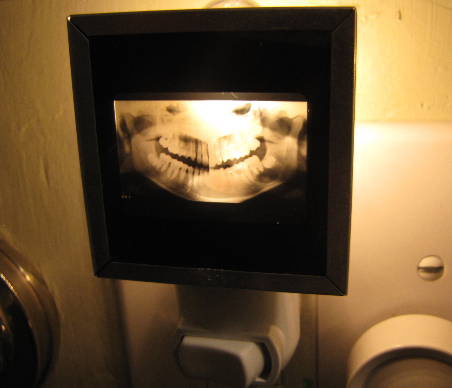 Dishfunctional Designs Upcycled Neat Projects Made With Old Photo Slides