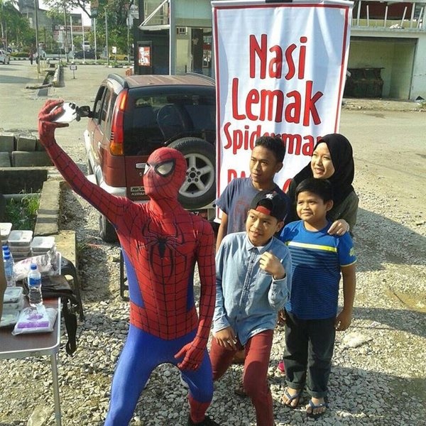 (GAMBAR) Nasi Lemak Spiderman RM2.00 Jadi Viral... OHSEM!! (GAMBAR) Nasi Lemak Spiderman RM2.00 Jadi Viral... OHSEM!!