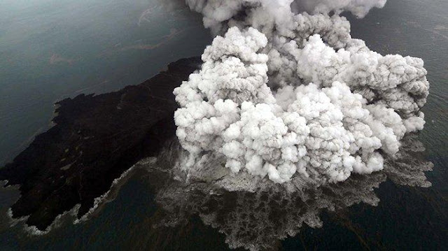 Gunung Anak Krakatau Ternyata Kolaps, BMKG Memastikan Penyebab Tsunami Selat Sunda