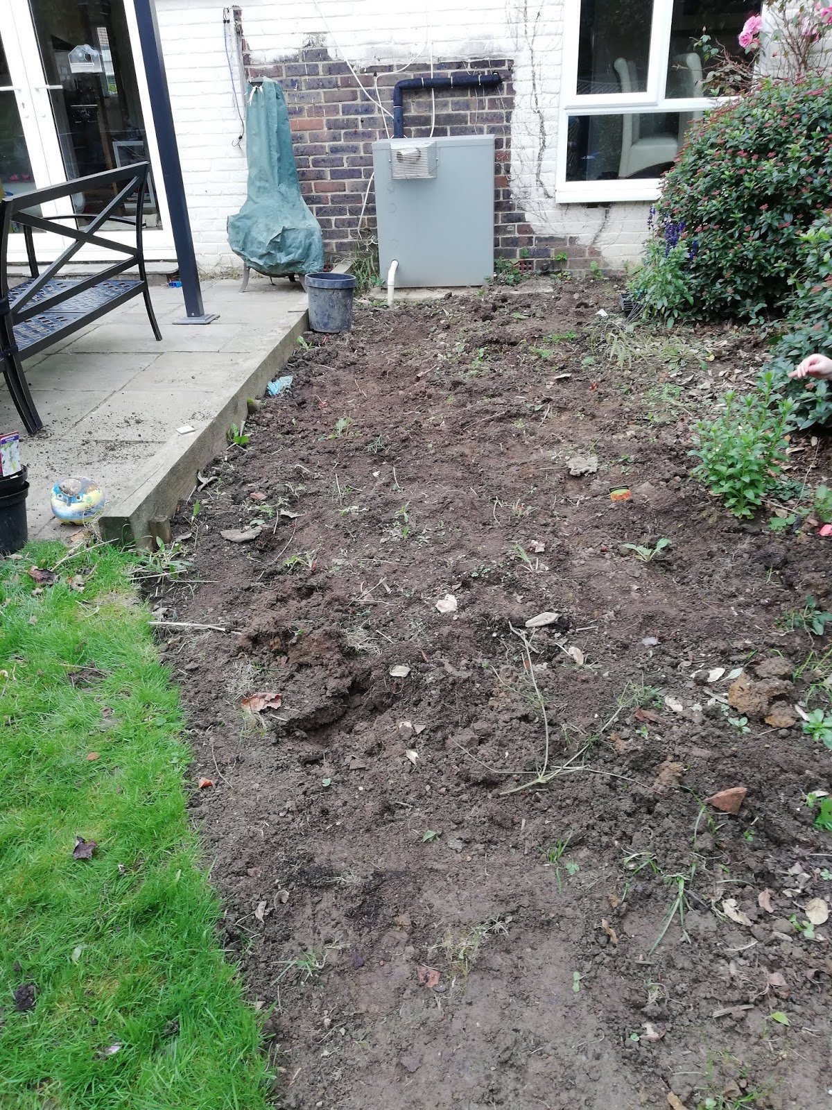 Childrens Swing set to Border Edging