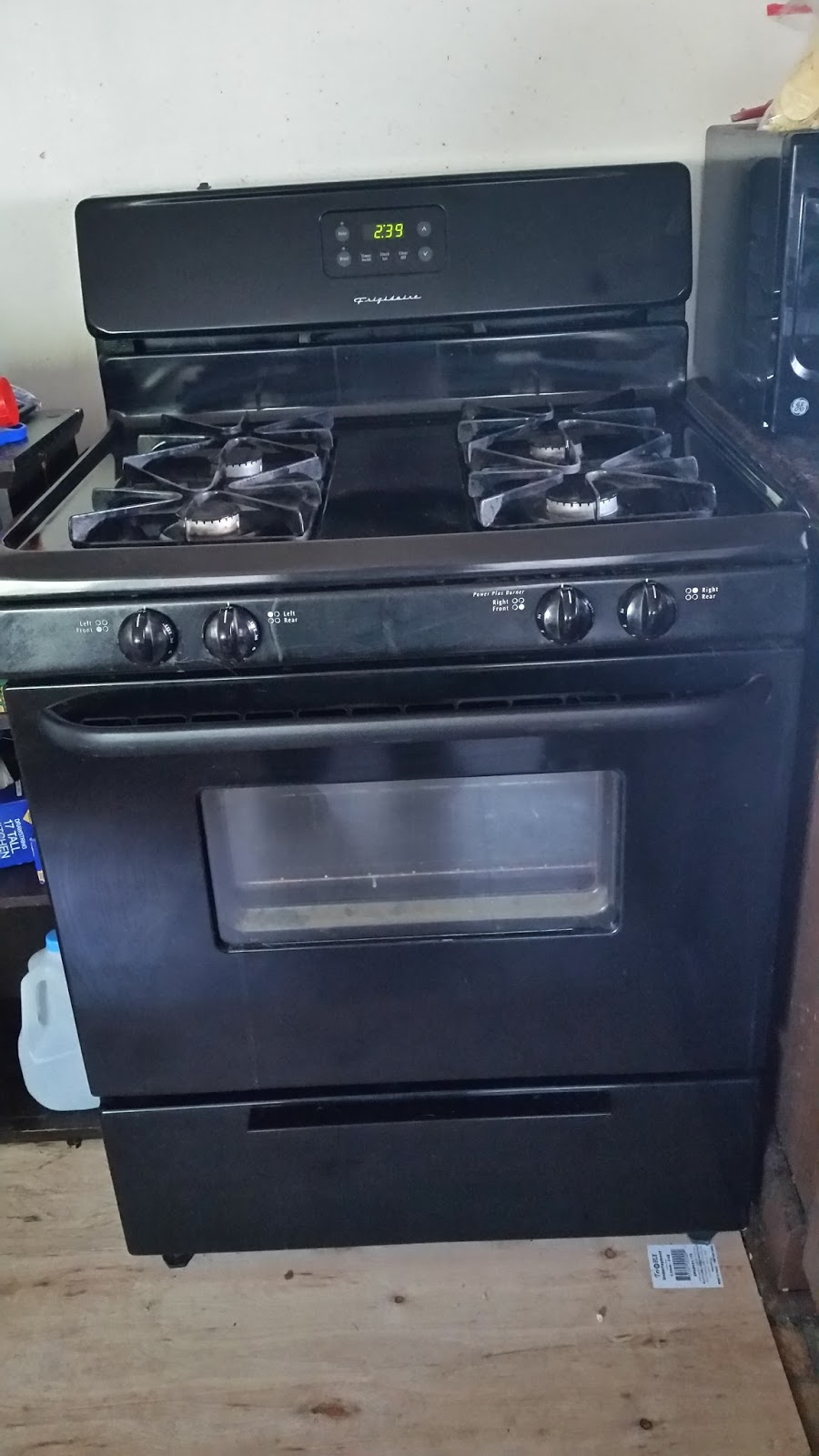 The New Gas Range A Mobile Home We Call Sylvia