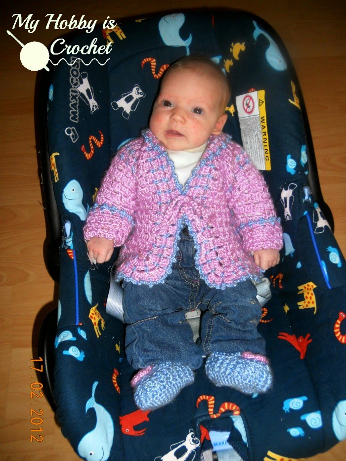 Baby Sweater and Booties | FREE Crochet Patterns Review 