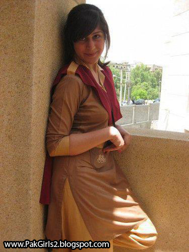 Pak School Uniform Xxx - ALL GIRLS BEUTY WALLPAPERS: Pakistan Sexy School Girls Photos Hot ...