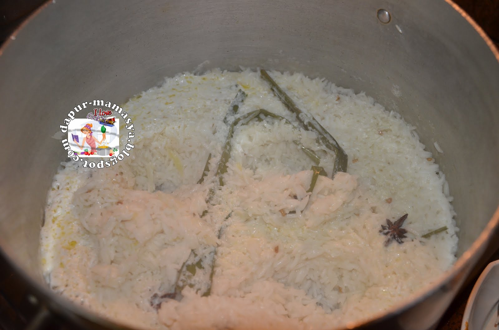 Dapur Mamasya: Nasi Lemak Ceria