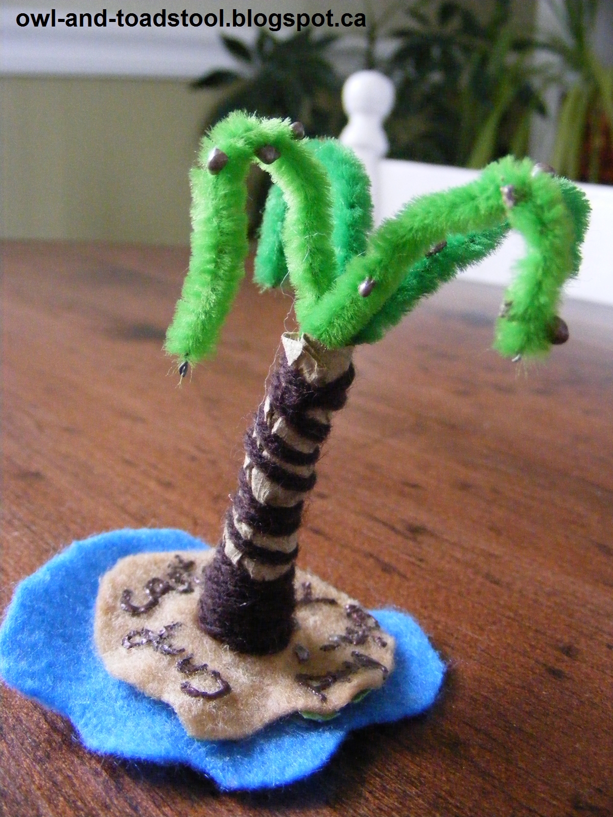 Owl & Toadstool Felt Crafts