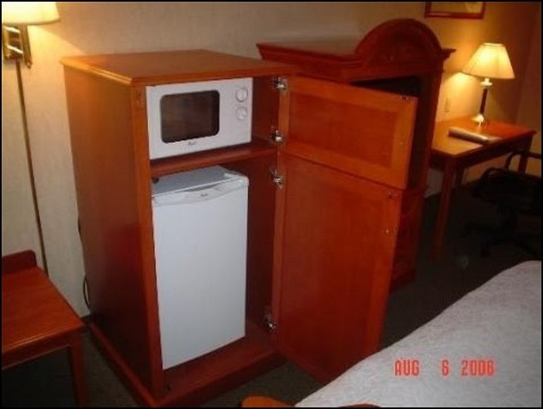 Compact Refrigerator