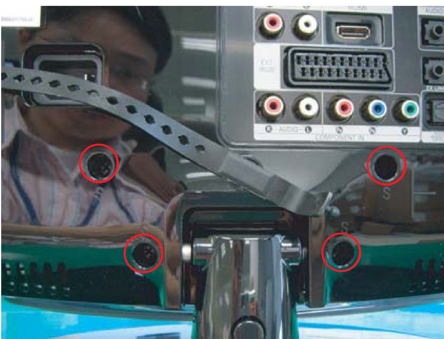 Electro help SAMSUNG LE19R86BD LED TV DISASSEMBLE PROCEDURE