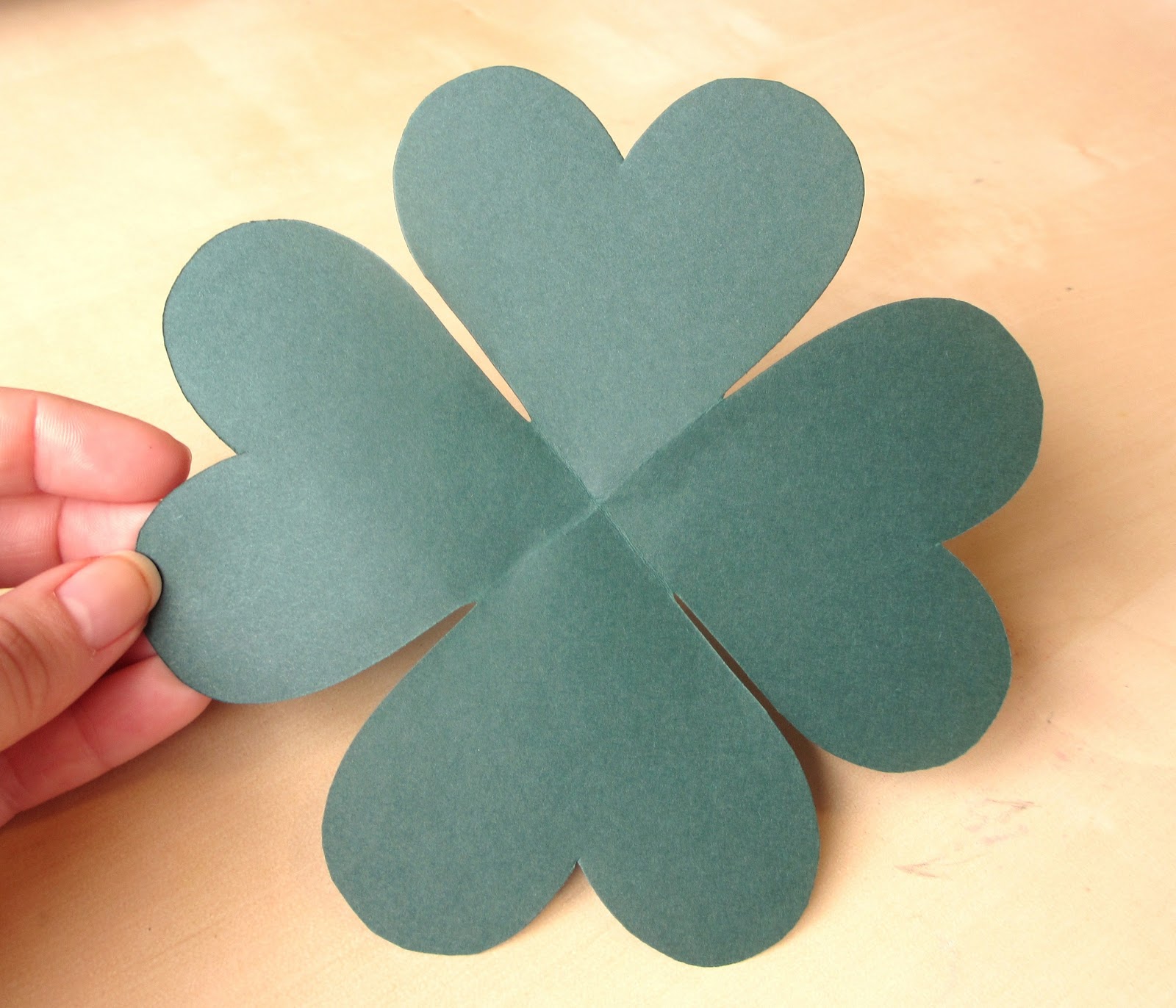 Crafts After College Paper Shamrock