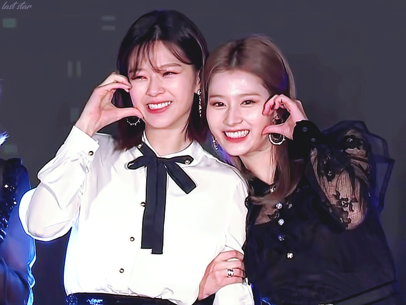 2019 MAMA 트와이스 사나