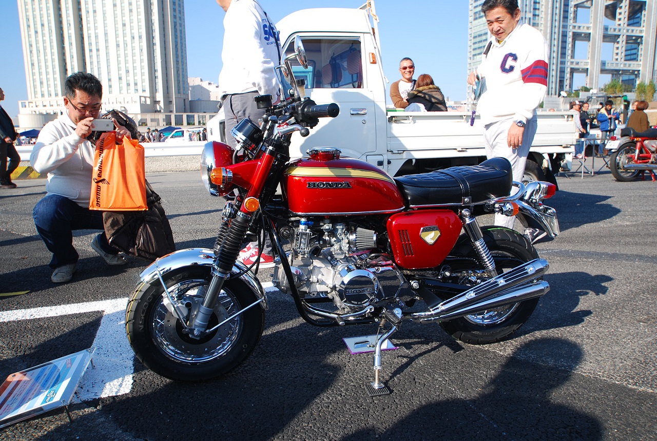Blueskyfuji それはcb750品質の 小さな高級車