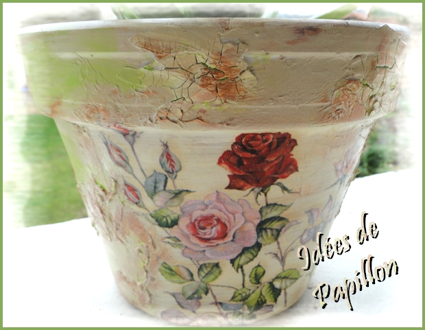 Idées de Papillon: Décorer un pot en terre cuite