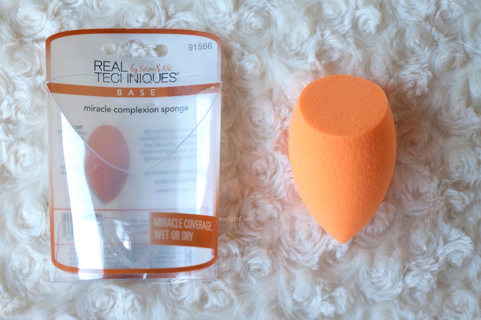nailgirl.net real techniques miracle sponge review beauty blender dupe