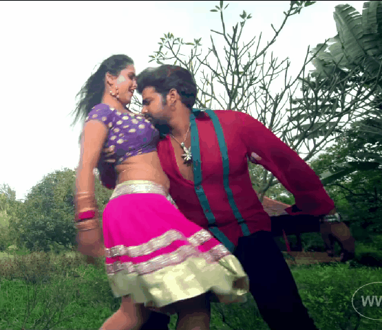 BOLLYTOLLY ACTRESS IMAGES & GIF IMAGES: Kajal Raghwani navel boob
