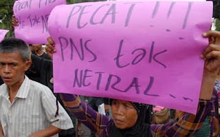 Pecat PNS Tak Netral Pecat PNS Tak Netral