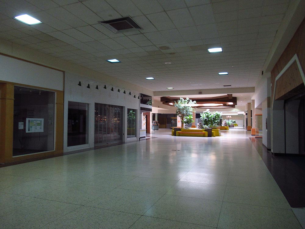 Sky City Retail History Warren Mall Warren, PA