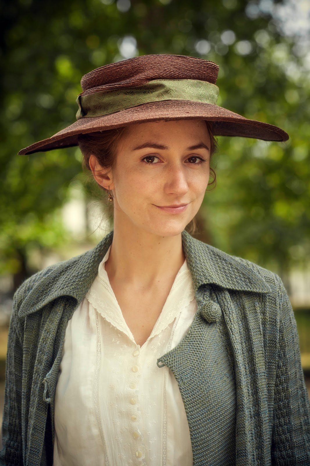 FILMY KOSTIUMOWE Life in Squares (TV MiniSerial 2015)