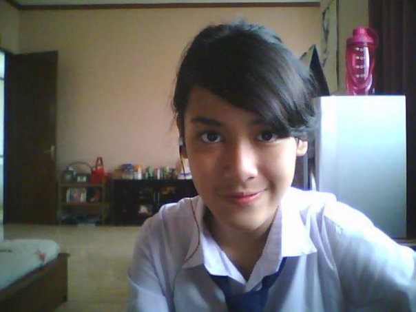 Andania Suri | Sharing Foto Artis Indonesia