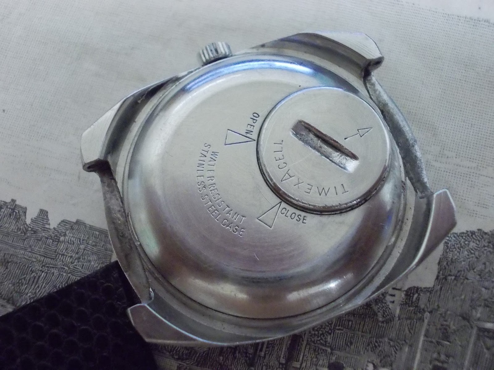 vintage watches: vintage Timex Quartz RM120