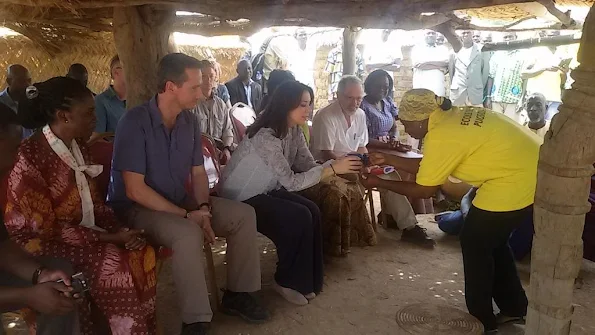 Crown Princess Mary of Denmark and foreign affairs minister Kristian Jensen started a 2 day visit to Burkina Faso