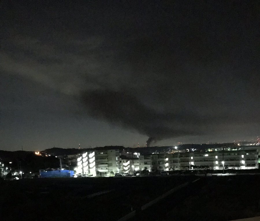 横浜市都筑区で大規模な火災が発生！黒煙があがり、近隣住民が避難する事態に都筑ライフ 都筑区ブログ