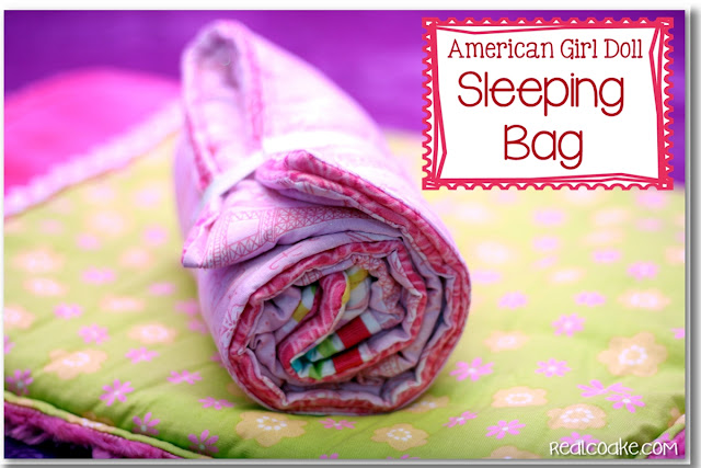 American Girl Doll patterns ~ Sleeping bag pattern for an American Girl Doll. Easy to make! #AmericanGirlDoll #Sewing #Pattern