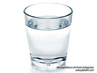 Sembilan Manfaat Minum Air Putih Saat Perut Kosong di Pagi hari