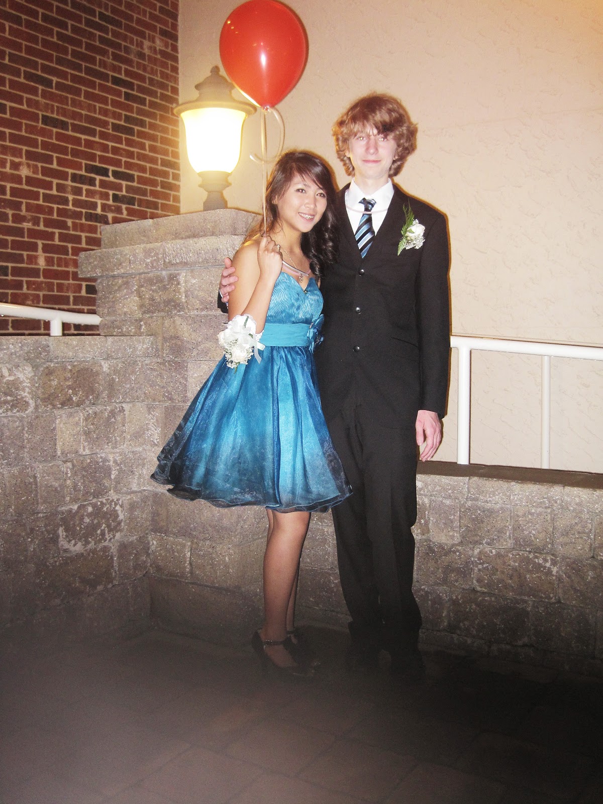 LUMOS Junior prom.