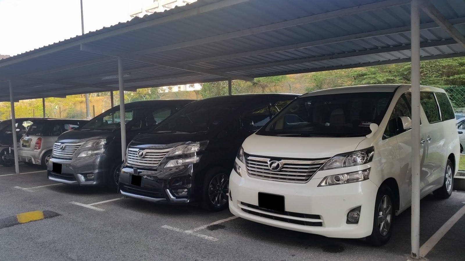 HALO CAR RENTAL ALPHARD/VELLFIRE MPV RENTAL KERETA SEWA ALPHARD