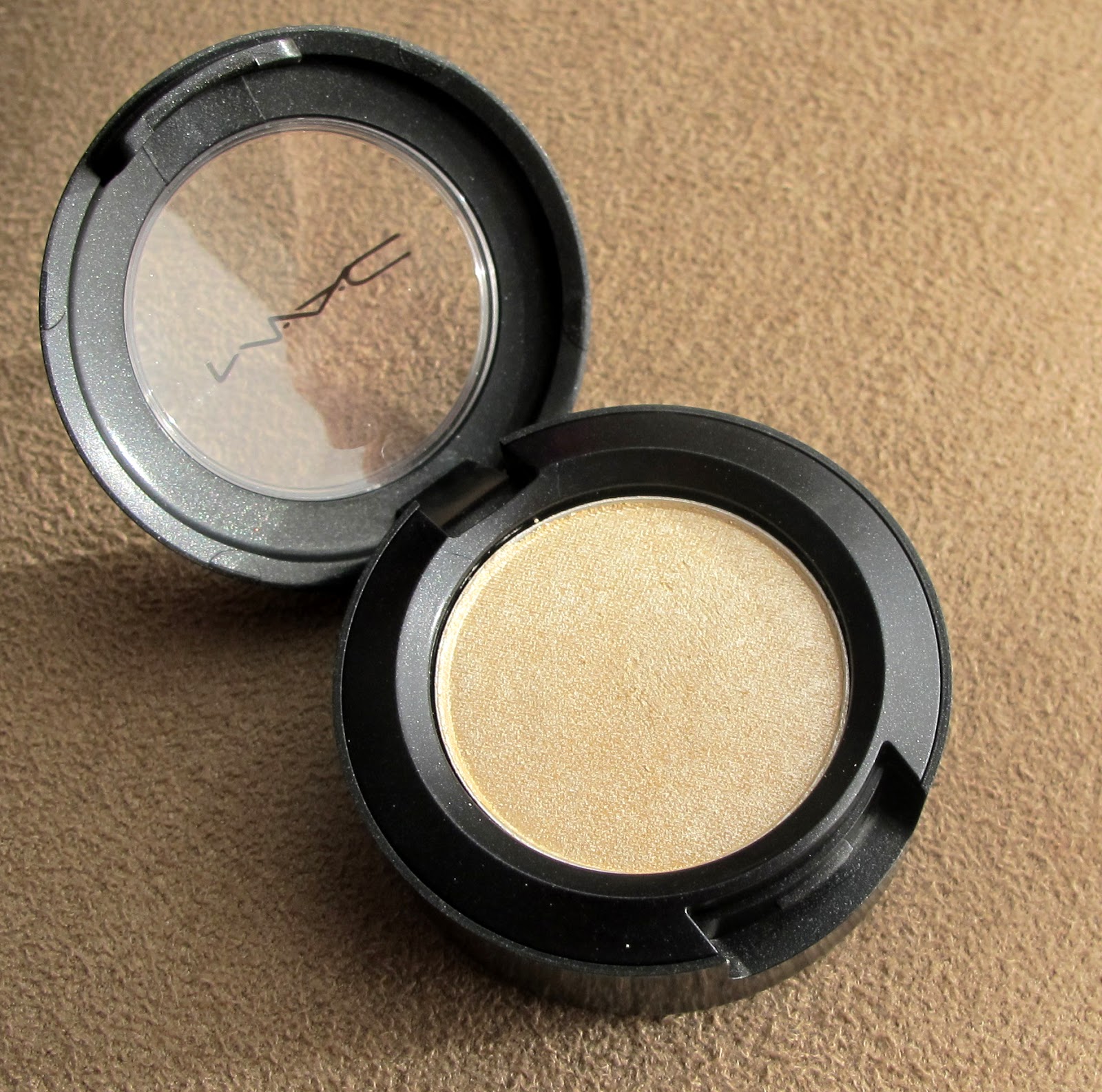 best inner eye highlighter