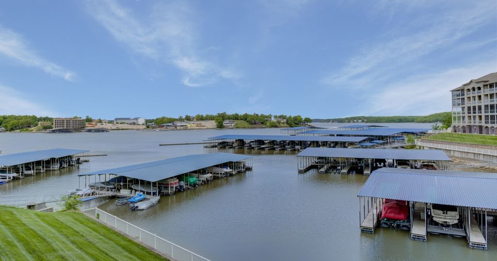 Vacation Rental Feature Pristine Lands' End Condo near the Pool Boat