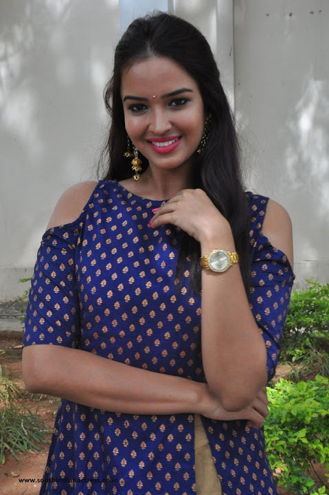 Pujita Ponnada
