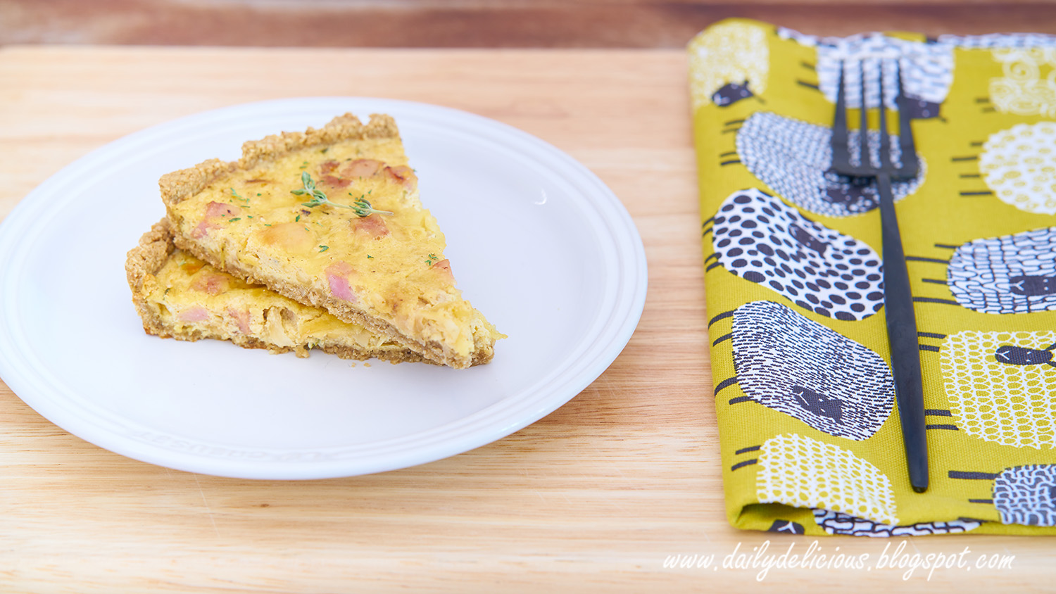 dailydelicious Quiche with Oat and sun flower crust