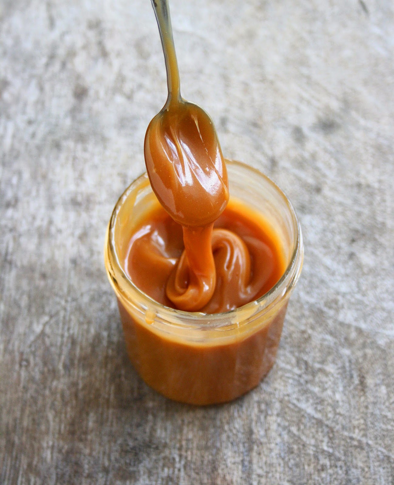 collecting memories: Homemade Salted Caramel Sauce