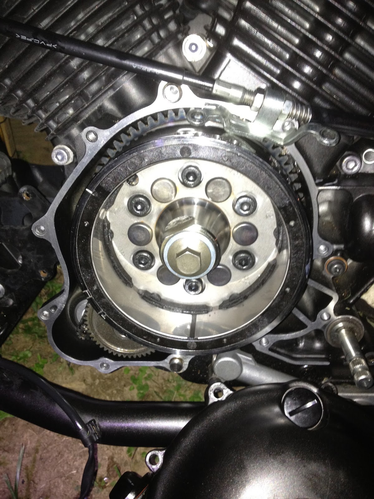 Yamaha V Star 650 Custom - The Shorty Guide: Oil Leak from Crankcase