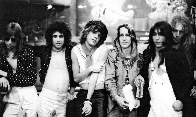 40 Classic Pictures of the New York Dolls in the 1970s ~ vintage everyday