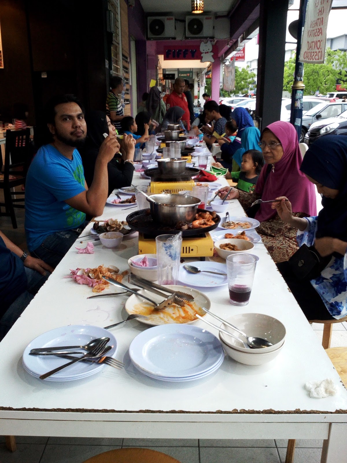 Kisah Hidup Ku: HOT POT KING, PRIMA SRI GOMBAK, BATU CAVES