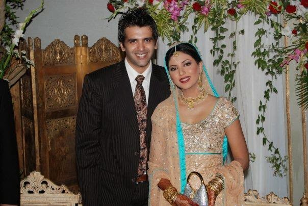 Pakistani Beautiful Actress Sunita Wedding Album - Unseen Pictures.