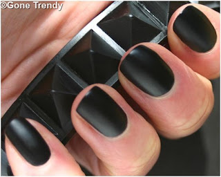 Make Matte nail polish at Home using regular polish.