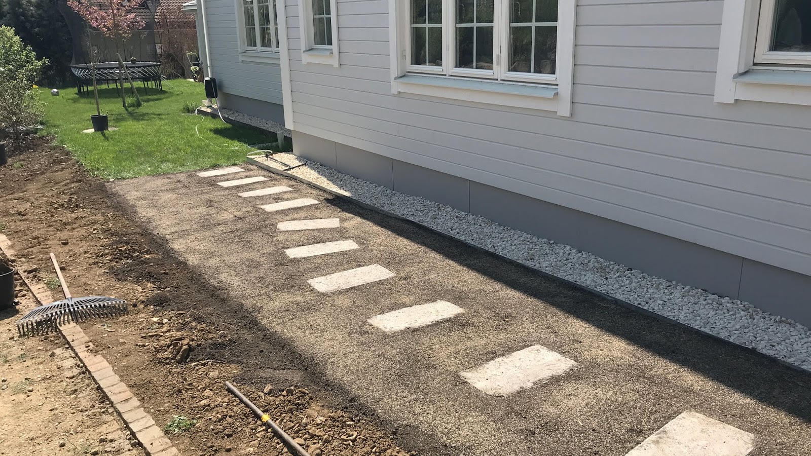 Unser Vorgarten und die Eingangsveranda im neuen Look! - Beachhouse Living