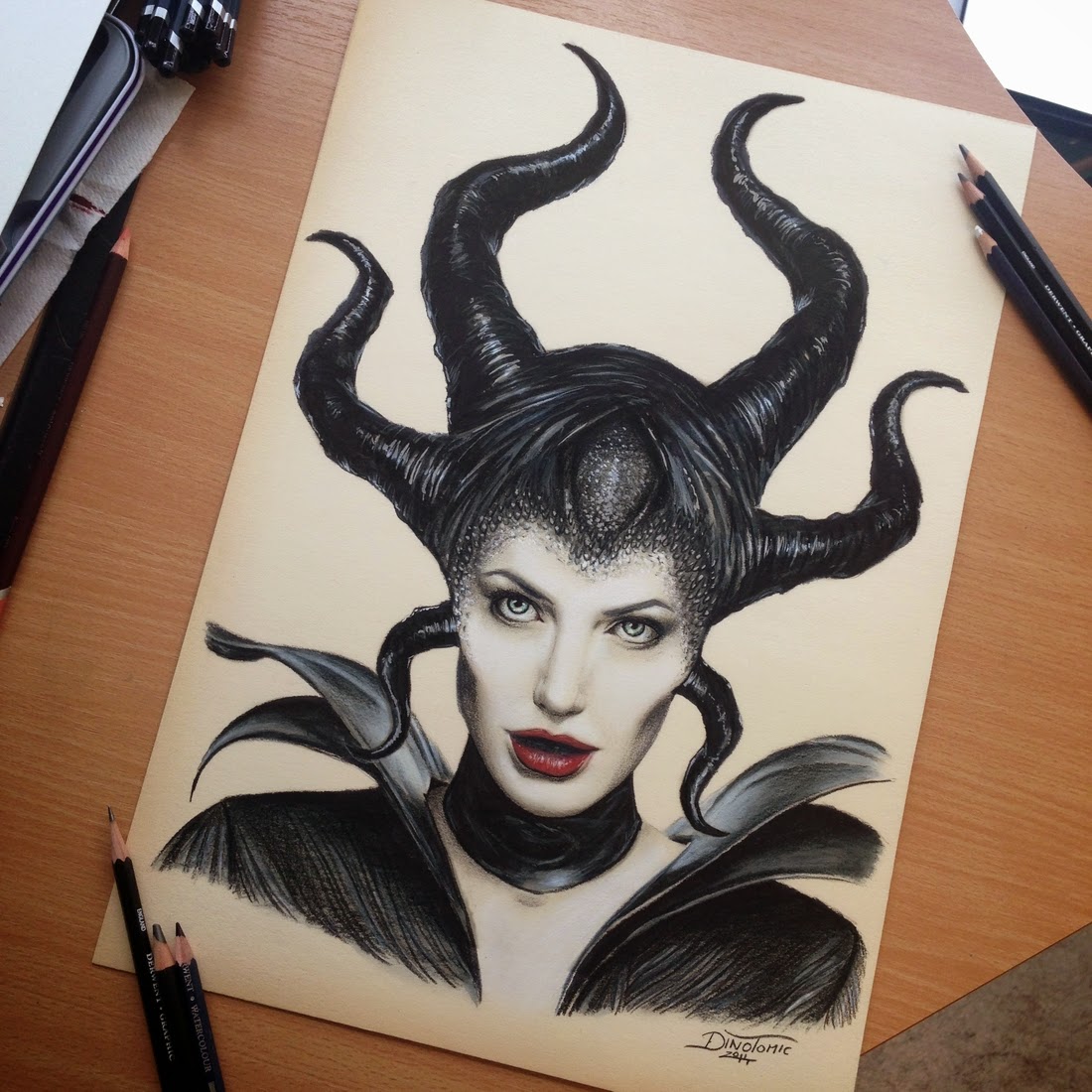 24-Maleficent-Angelina-Jolie-Dino-Tomic-AtomiccircuS-Mastering-Art-in-Eclectic-Drawings-www-designstack-co