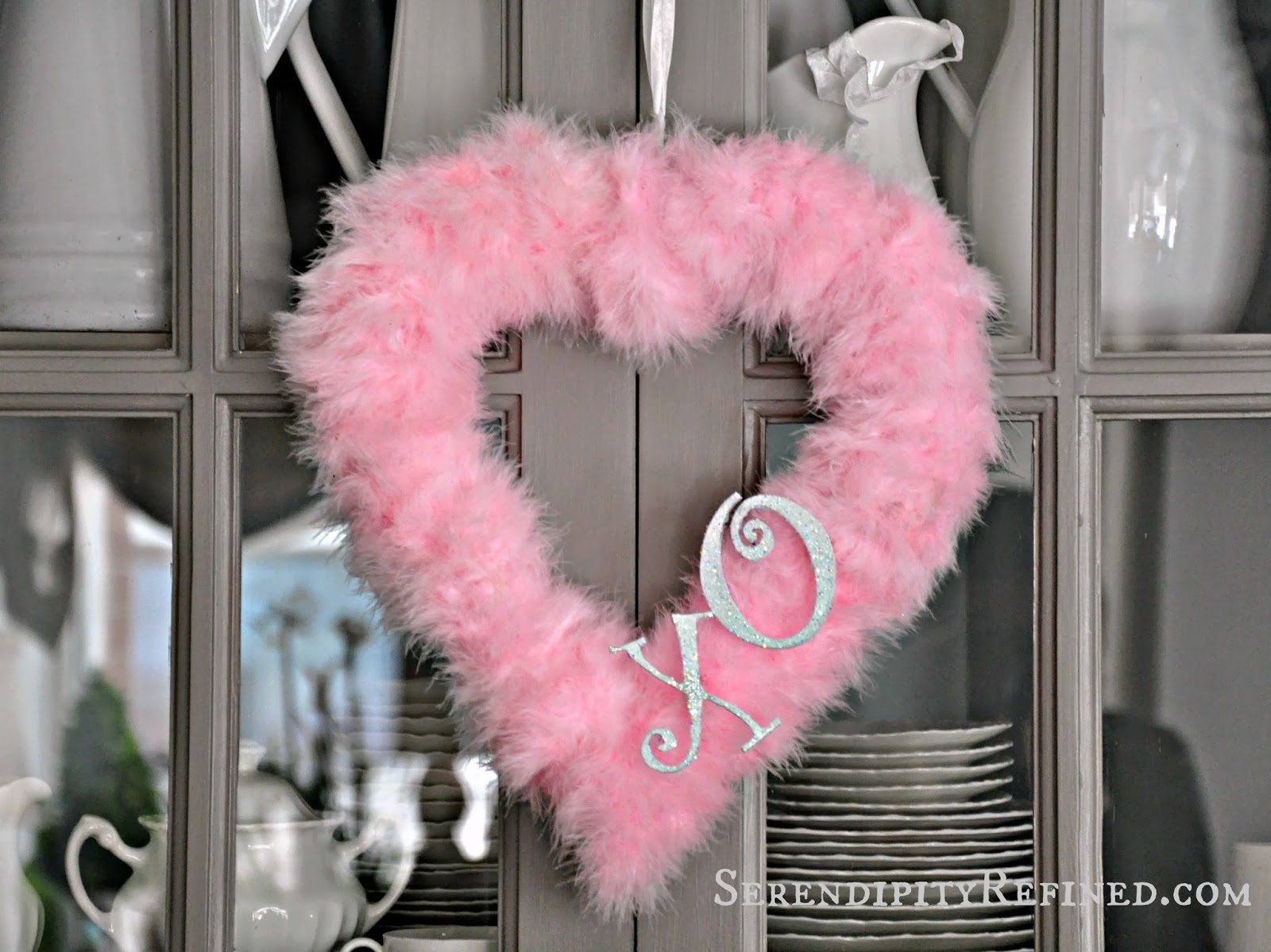 Valentine's Day Feather Heart Wreath { a craft tutorial} - Fox Hollow