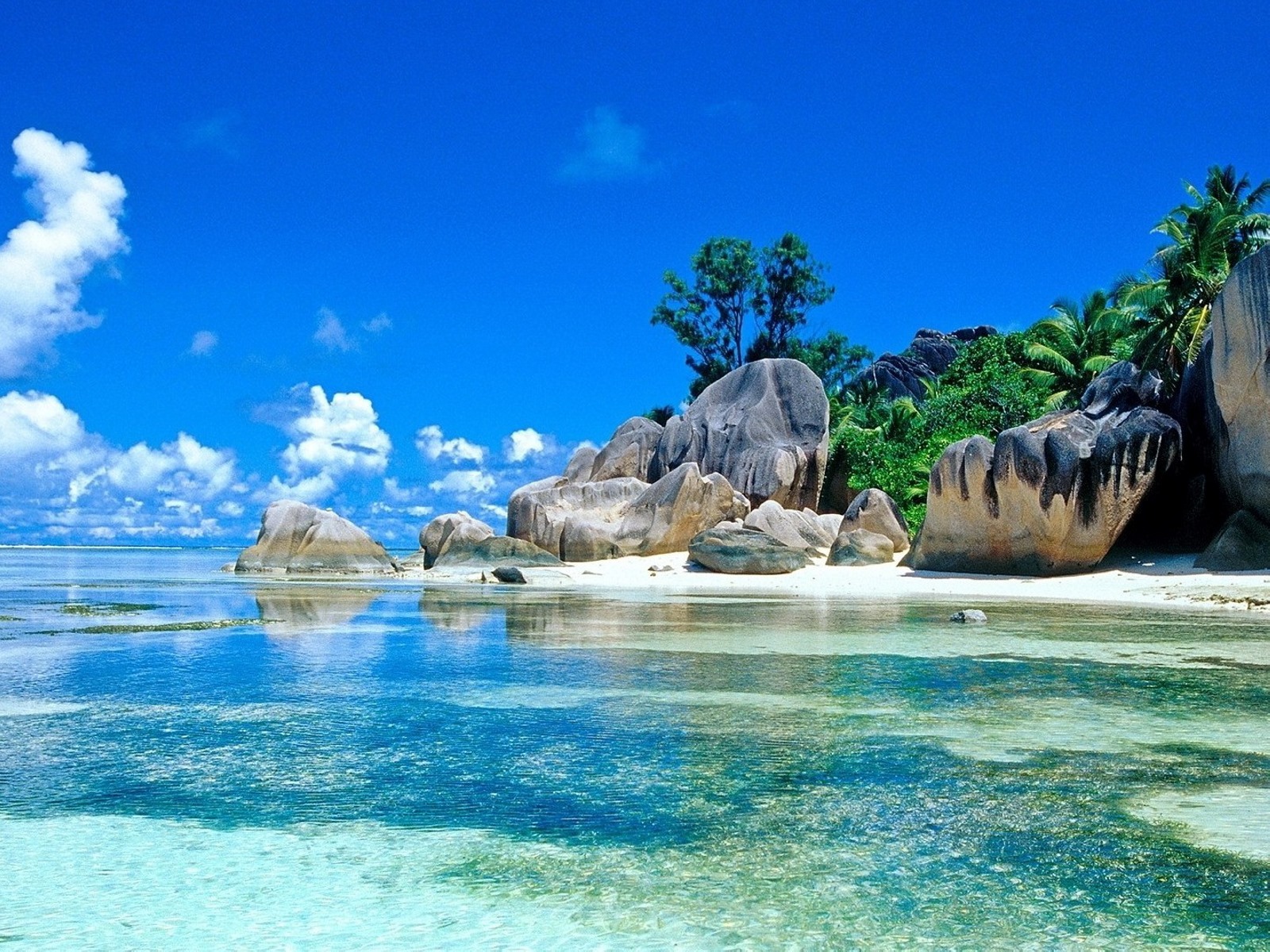 Para perderte... Isla La Digue - República de las Seychelles | aznalfarache