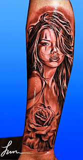 tatuaje cu lipici,
