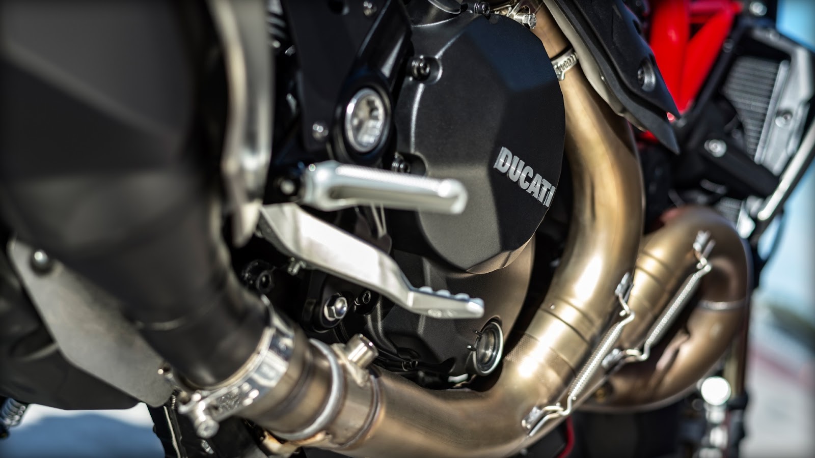 Ducati l Twin