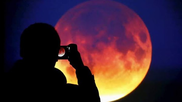 PREPARANSE: Se Viene La Luna de Sangre mas Eclipse Lunar Más Largo Del XXL. PREPARANSE: Se Viene La Luna de Sangre mas Eclipse Lunar Más Largo Del XXL.