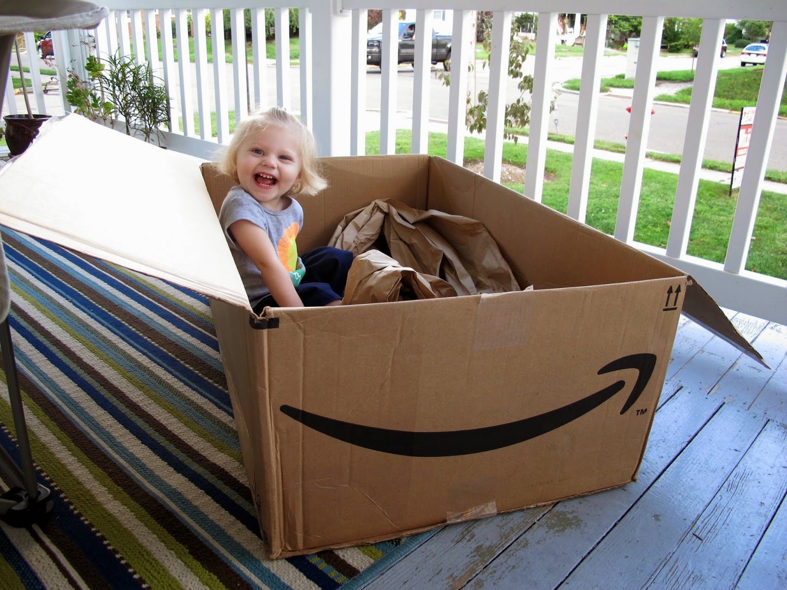 Amazon Delivers Stella