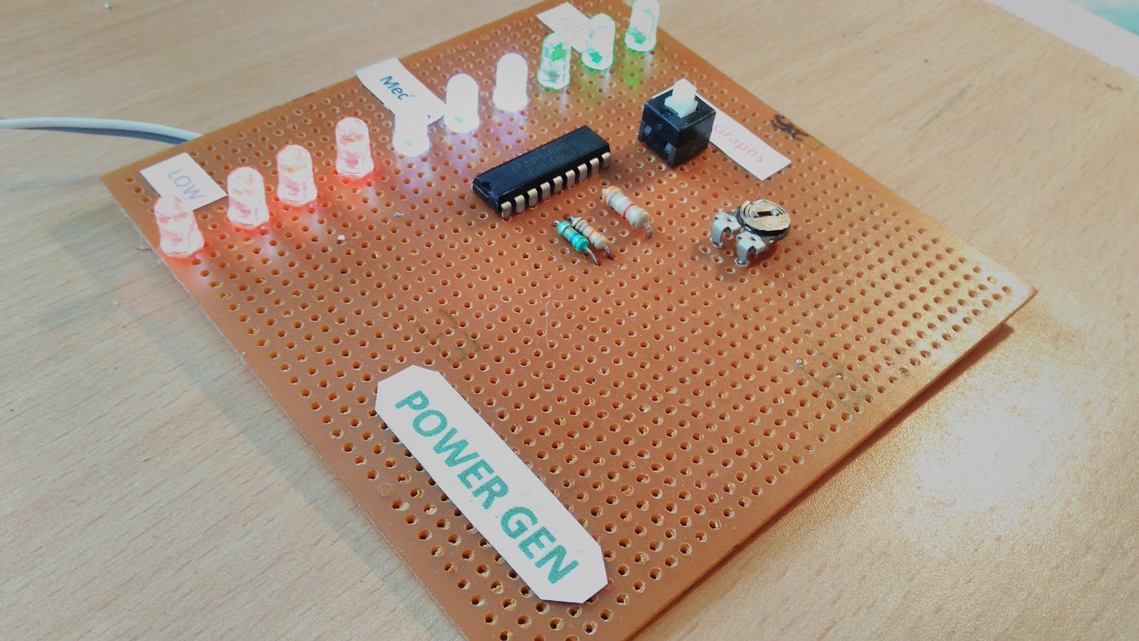 12v Battery Voltage Level Indicator and Checking using LM3915 IC