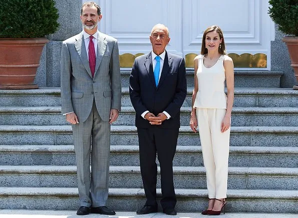 Queen Letizia Jewels - Coolook Hera Earrings. Queen wore Hugo Boss jumpsuit. President Marcelo Rebelo de Sousa
