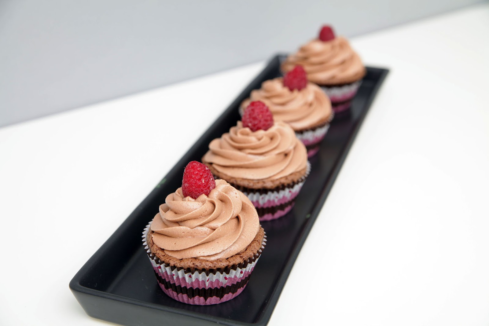 .: Super schokoladige Schokoladen-Cupcakes nach Peggy Porschen