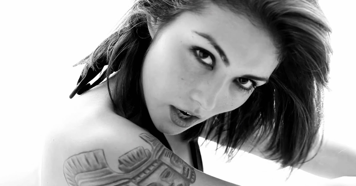Daniella Pineda Films Et Programmes Tv Daniella Pineda rejoint le casting de Jurassic World 2 - Fucking